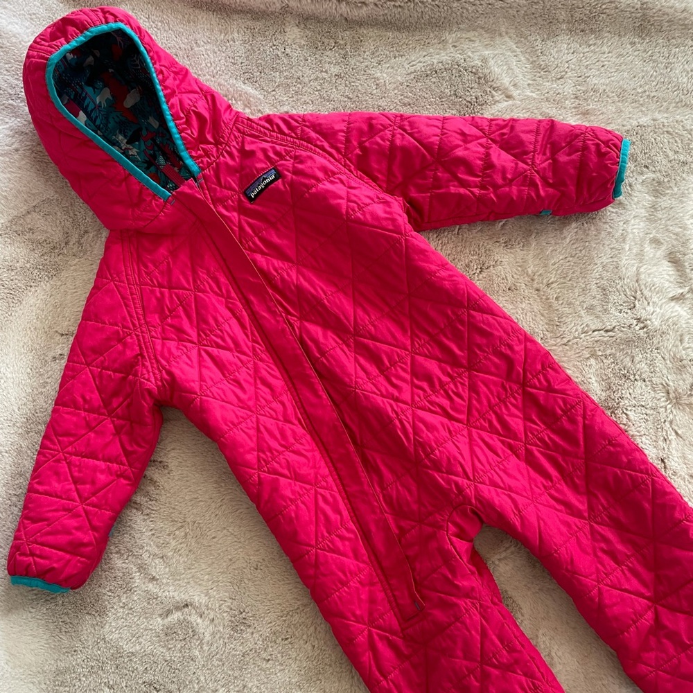 Patagonia Puff Ball Bunting (runs large, fits 18M-2T+)